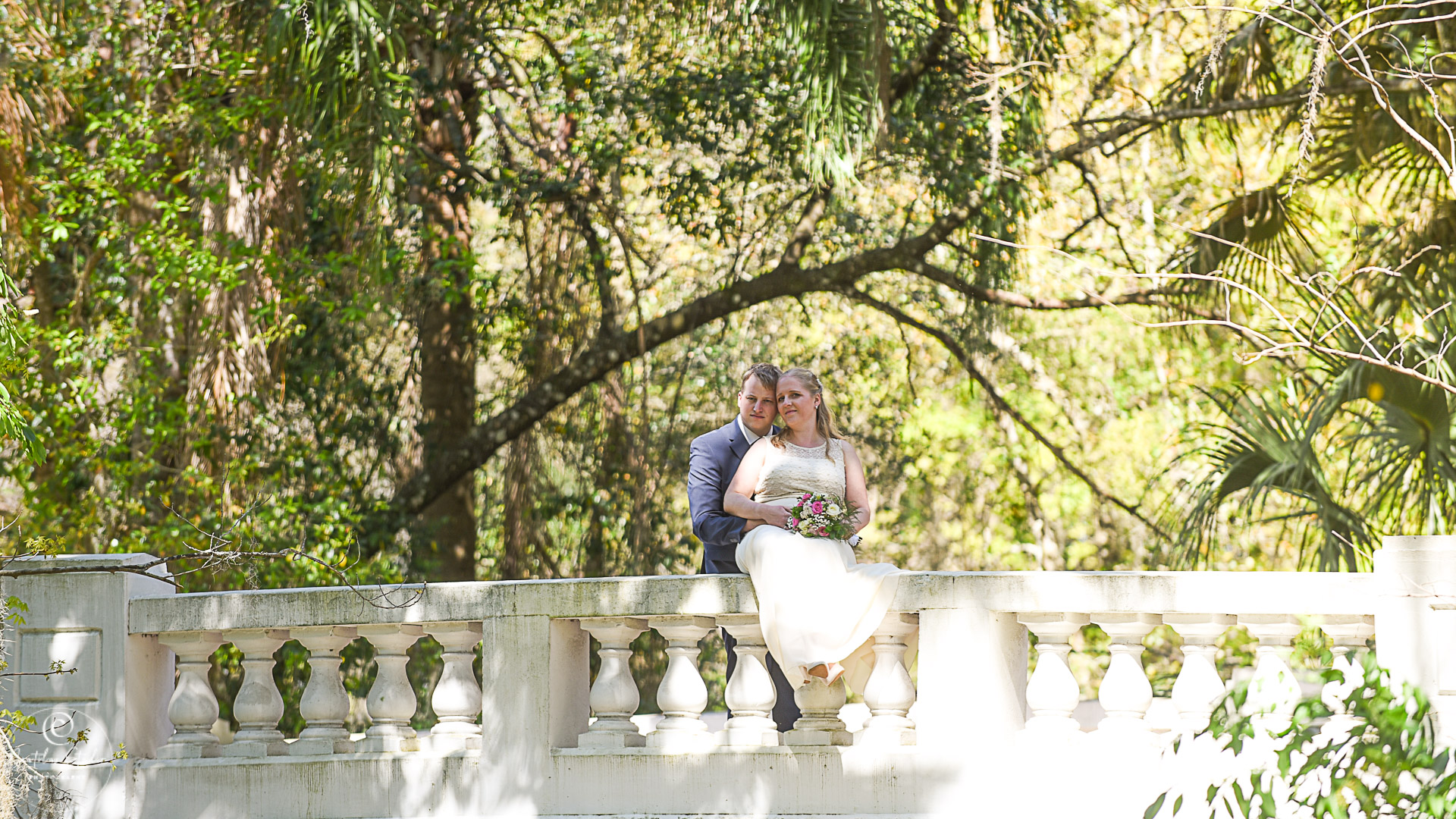 Photo showing wedding couple at Dickson Azalea Park in Orlando