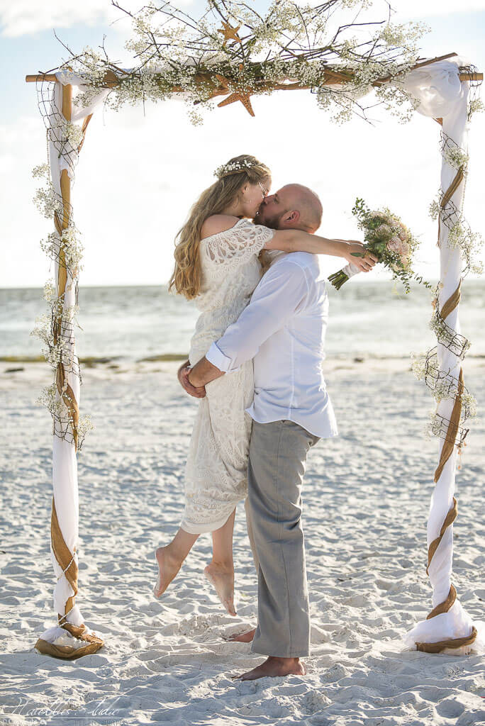 BEACH WEDDING FLORIDA